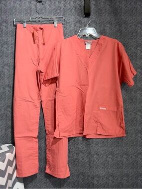 Like New Cherokee Scrub Set
